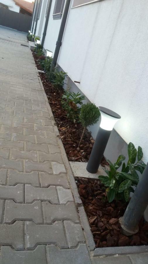 Apartament Saguna Sinnicolau Mare ภายนอก รูปภาพ