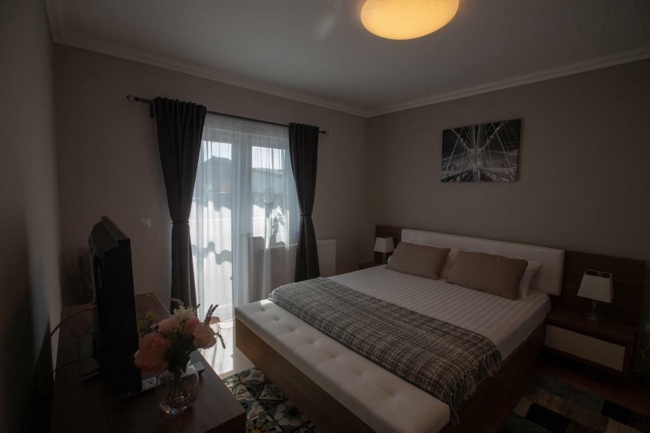 Apartament Saguna Sinnicolau Mare ภายนอก รูปภาพ